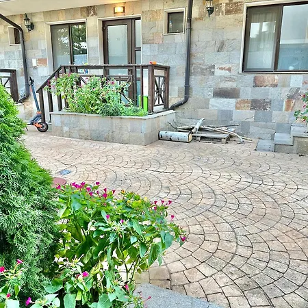 Menada Imperial Heights Villas * Sunny Beach