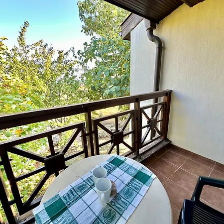 Menada Imperial Heights Villas * Sunny Beach