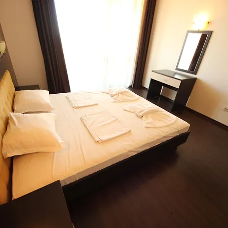 Villa Menada Imperial Heights Villas *