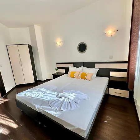 Menada Imperial Heights Sunny Beach