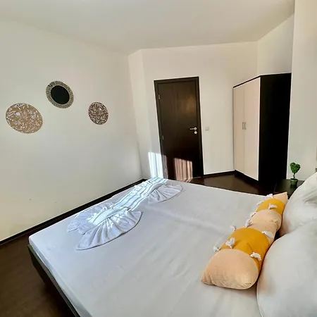 Menada Imperial Heights