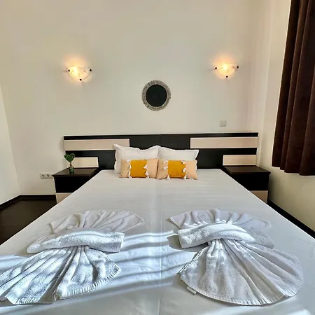 Menada Imperial Heights Villa