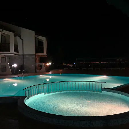 Villa Menada Imperial Heights