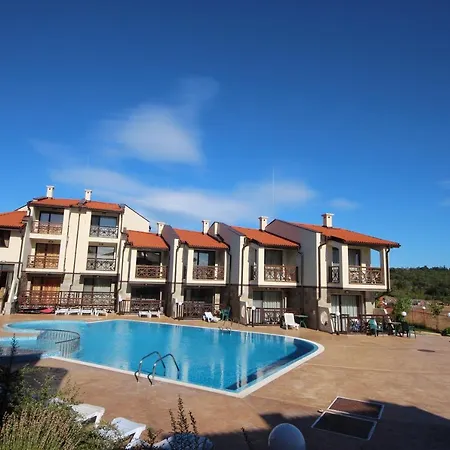 Menada Imperial Heights