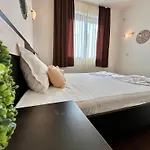 Vila Menada Imperial Heights Sluneční pobřeží