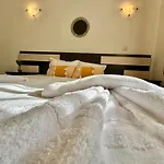 Menada Imperial Heights Vila