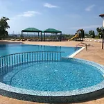 Menada Imperial Heights Sluneční pobřeží