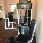 Menada Imperial Heights Vila *